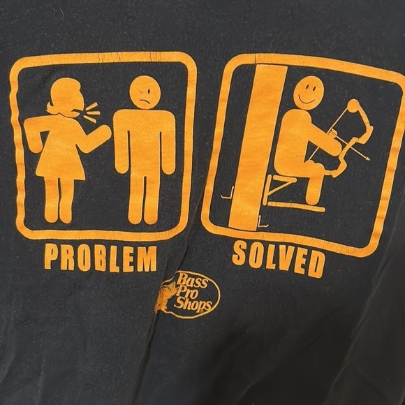 Funny humor shirt archery wife meme shirt bass pro - Picture 2 of 3